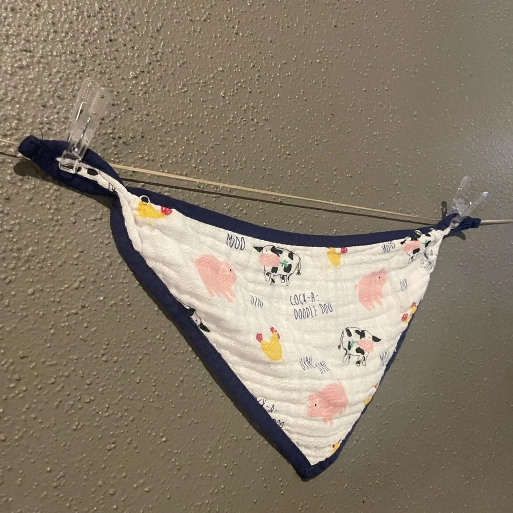 Mud Pie Farm Animal Bandana Bib